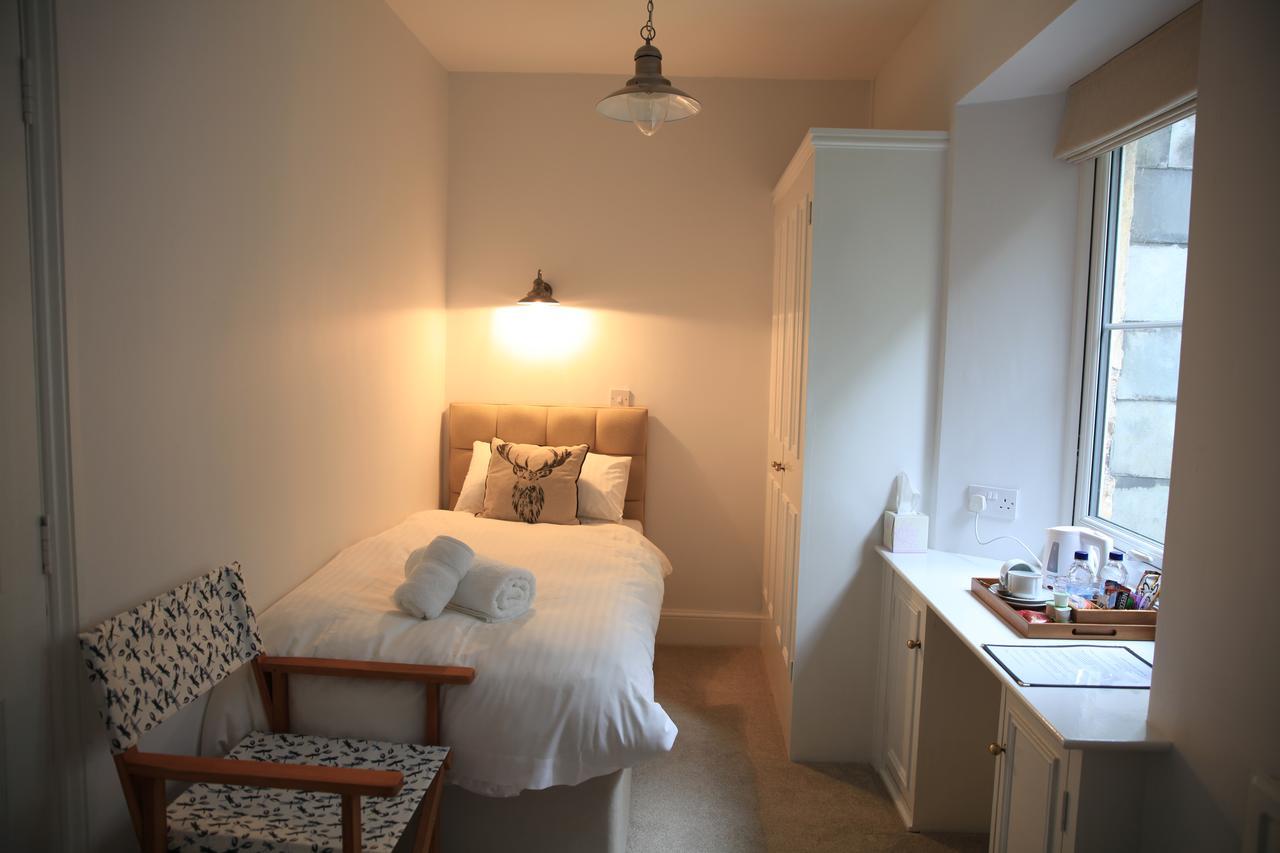 The Bonnicott Hotel リンマス エクステリア 写真